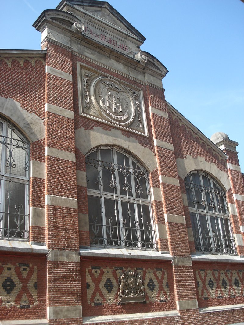 The F.X. de Beukelaer distillery building at Haantjeslei 132, Antwerp — Flemish neo-Renaissance architecture by Jules Hofman, 1894